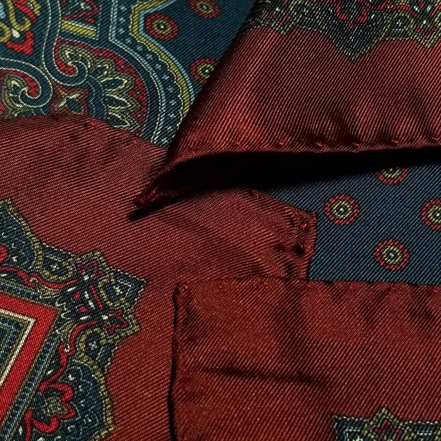 17" Blue / Red Geometric Silk Twill Pocket Square