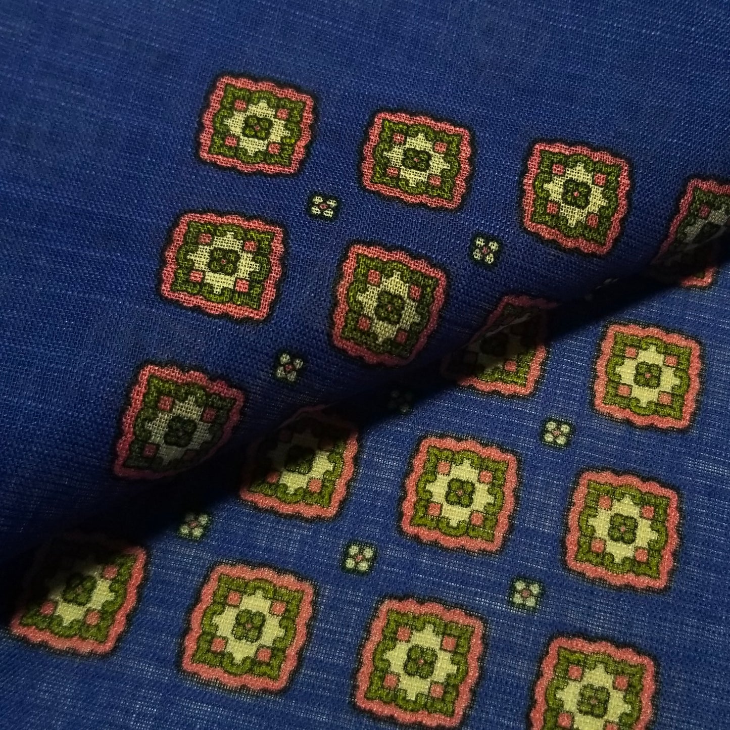 12.5" Blue Geometric Linen/Cotton Pocket Square