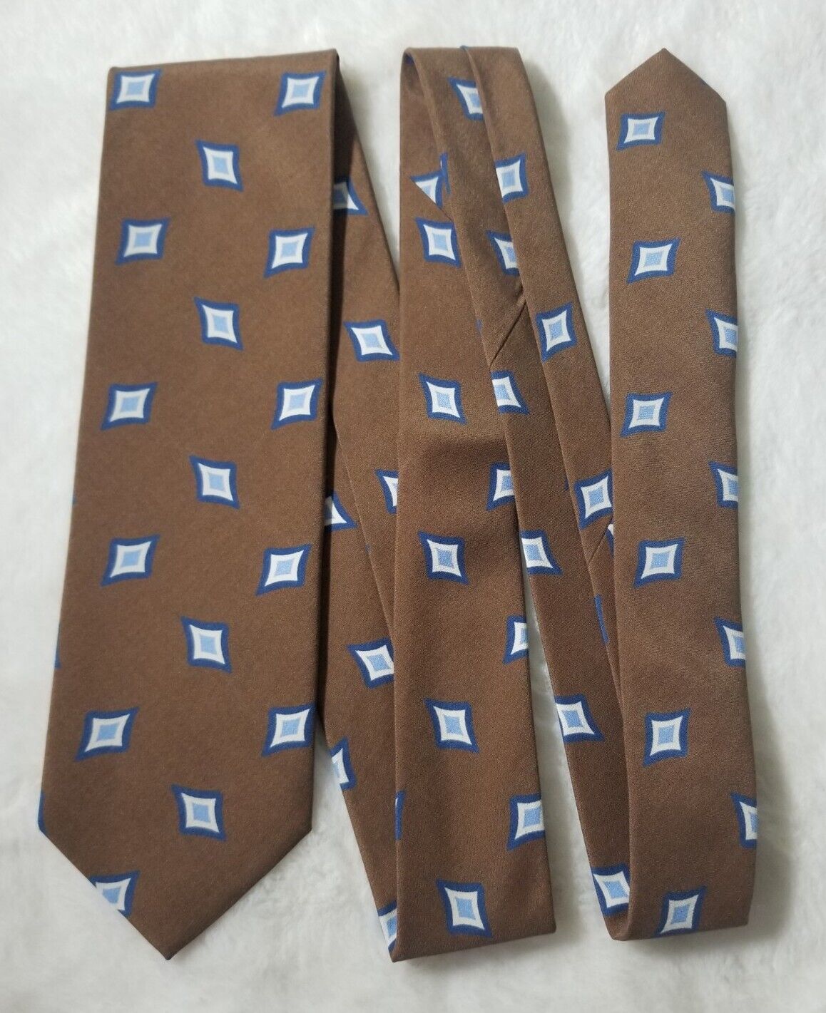 Brown Geometric Ancient Madder Silk Tie (Handmade in Italy)