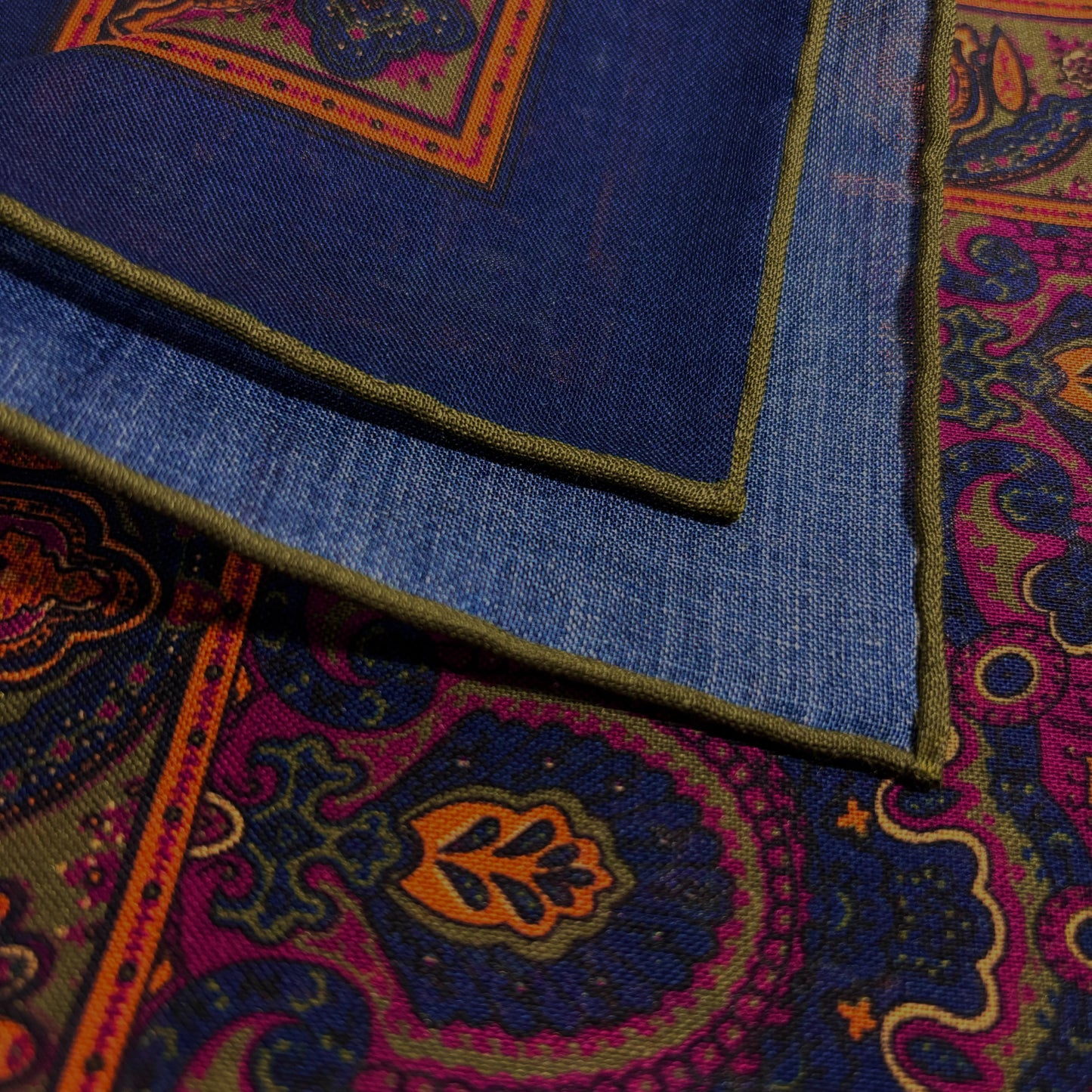 Dominus - Navy Blue & Magenta - Wool/Silk Pocket Square