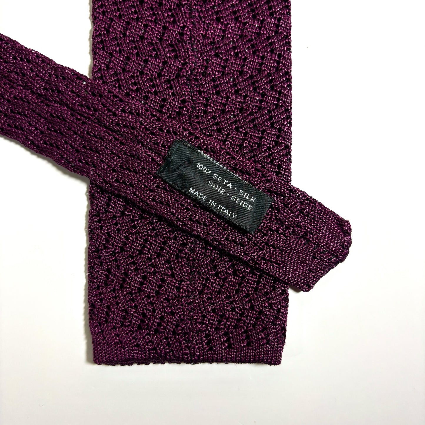 Zig-Zag Dark Magenta Silk Knitted Tie