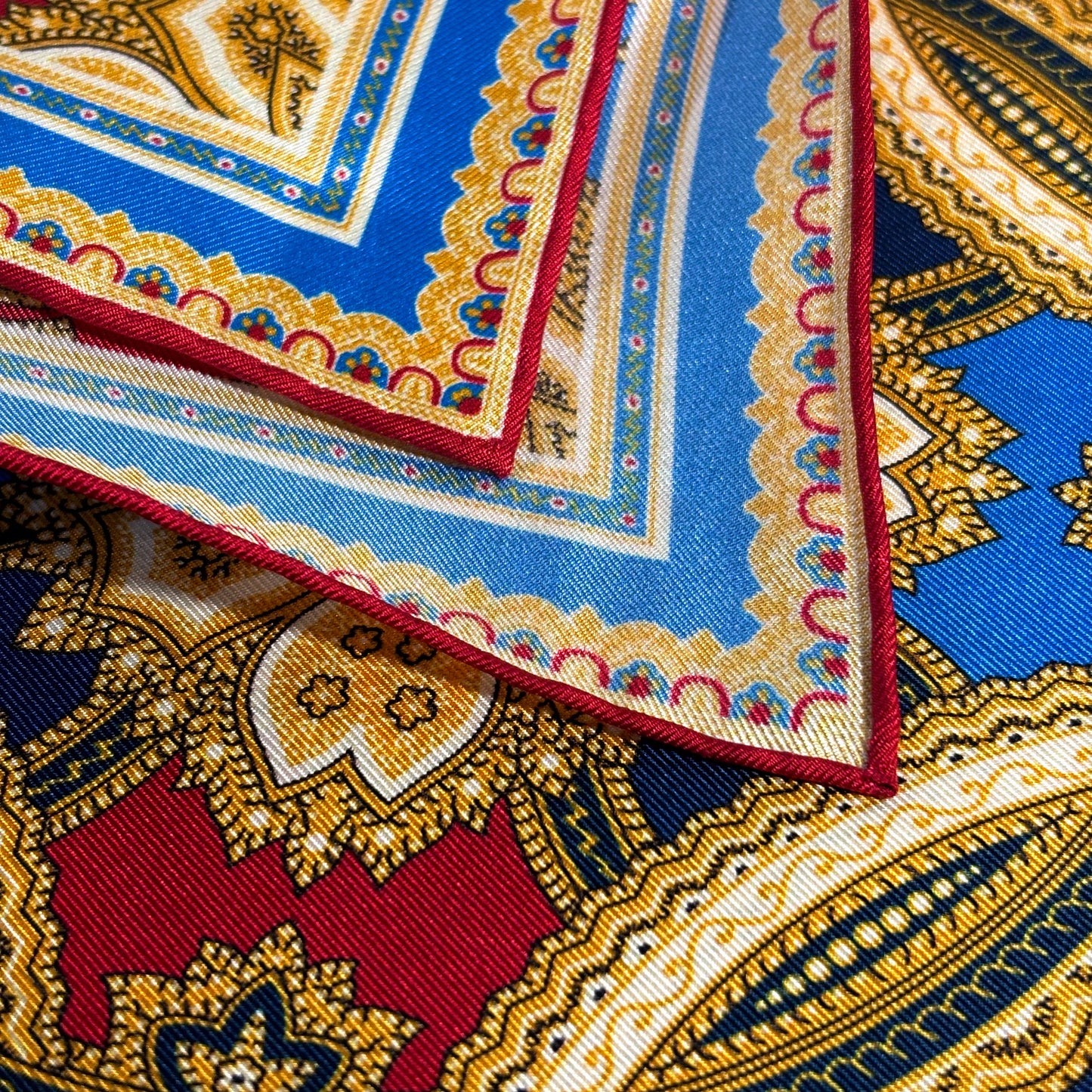 Red & Gold Large Medallion Silk Pocket Square