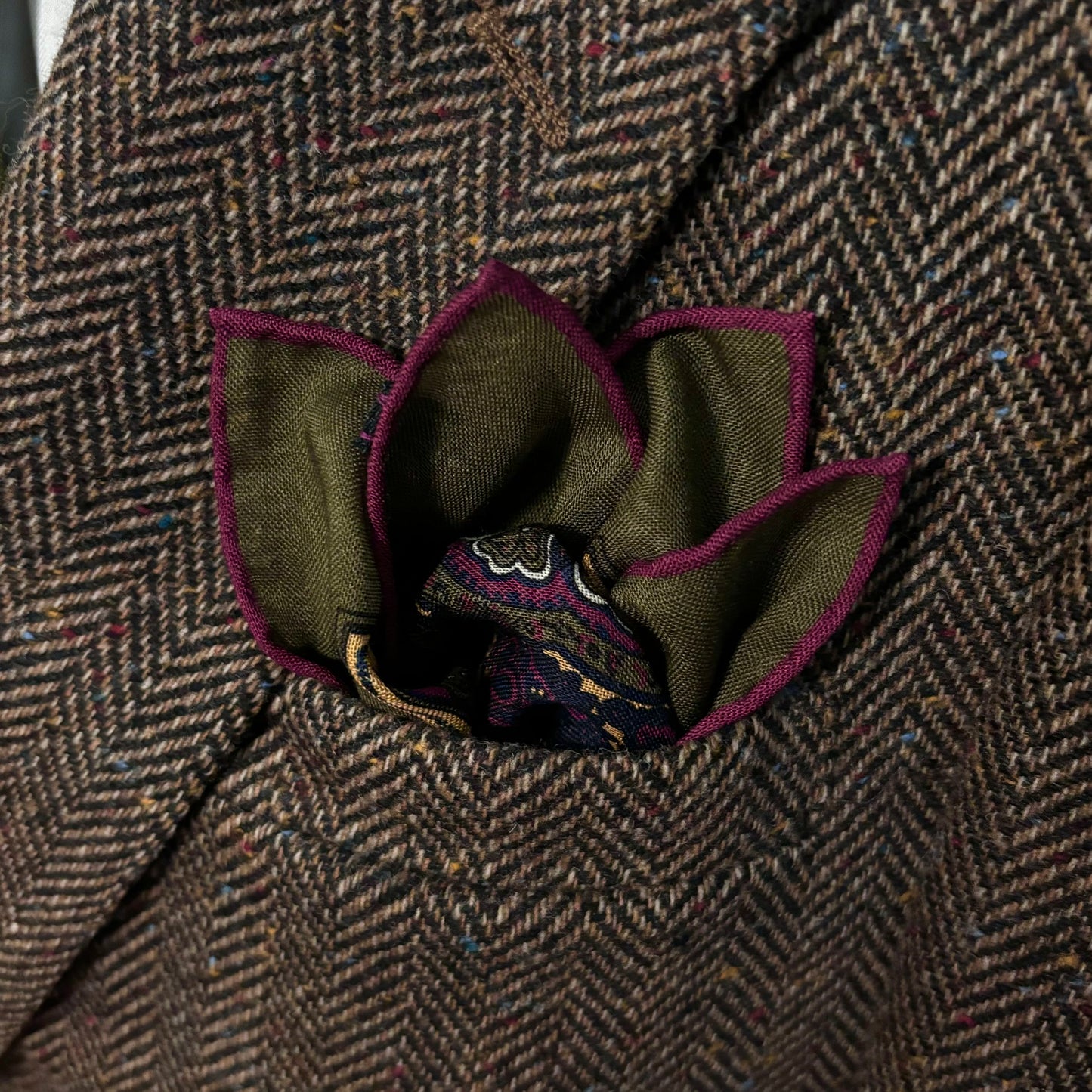 Dominus - Olive Green & Magenta - Wool/Silk Pocket Square